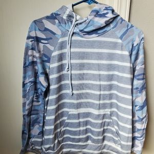Womens sweatshirt contrasting print M